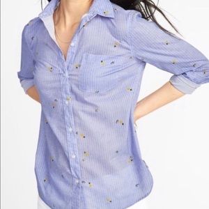 Old Navy avocado/pineapple button down size medium